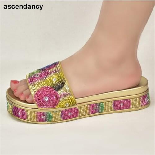 New Arrival Woman Shoes 2021 Sumer Pumps Italian Women Party Shoes Decorated with Rhinestone Designer Shoes Women Luxury Pumps