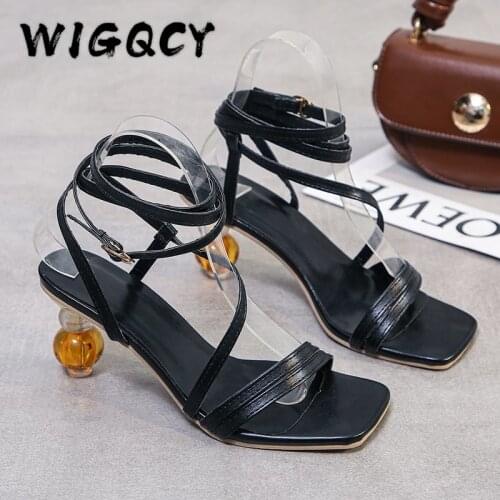 Summer Women Sandals Narrow Band Vintage Square Toe High Heels Cross Strap Thong Sandals Women Design Buckle Strap Shoes Women