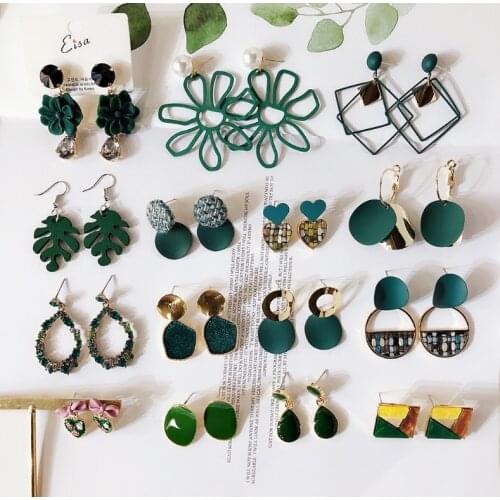 Design sense green earrings temperament European and American jewelry wholesale fashion retro Joker earrings female earrings