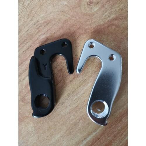 100pc/lot Bike Rear Derailleur Hangers Mech Gear Dropouts for NORCO Storm Charger Torrent bike frames with bolts Silver