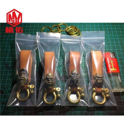 1PC Head Layer Cowhide Vegetable Tanned Keychain Orc Warrior Leather Brass Keychain EDC Keychain Tool