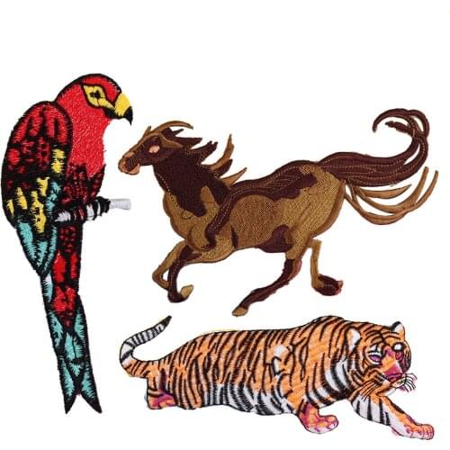 High-quality Cute animal parrot horse tiger Iron on Patches Clothing diy Embroidered badges Sew-On Applique Clothing accessories