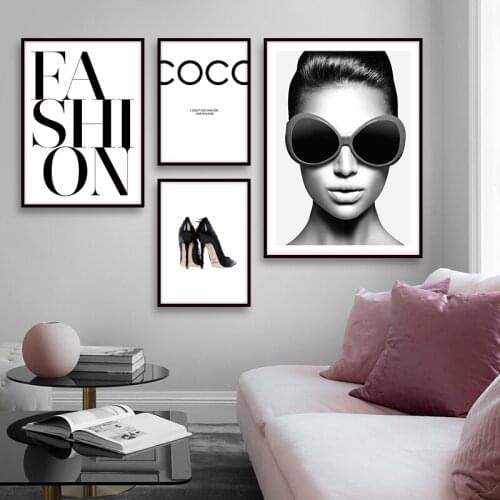 Modern Fashion Girl Canvas Art Posters and Prints Painting Wall Art Pictures For Living Room Black And White Nordic Home Decor