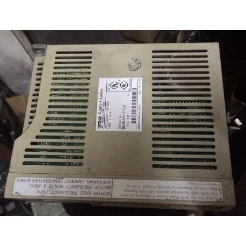 R88D-UA04HA SERVO DRIVER , used in good condition . 80% appearance new , good working , free shipping