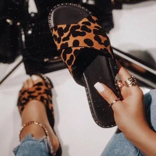 Women Sandals Summer 2021 Casual Flat Heel Open Toe Beach Holiday Shoes Female Leopard Sandals Summer Woman Light Outdoor Shoes