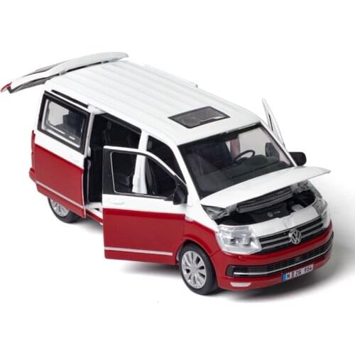 1: 32 alloy car model T6 mateway car model nanny car MPV sound light return car children toy birthday gift red car