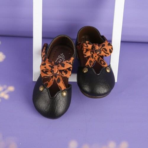 Spring and summer new 0-1 female baby princess shoes cartoon fish mouth shoes Korean girls leather sandals