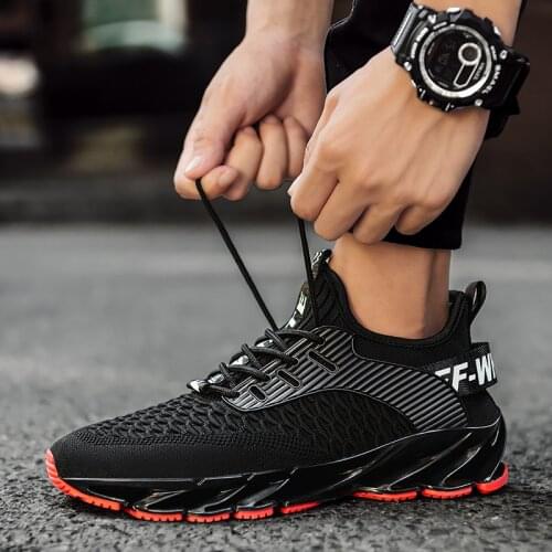 Women Men and Sneakers Breathable Running Shoes Outdoor Sport Fashion Comfortable Casual Couples Gym Mens Shoes Zapatos De Mujer