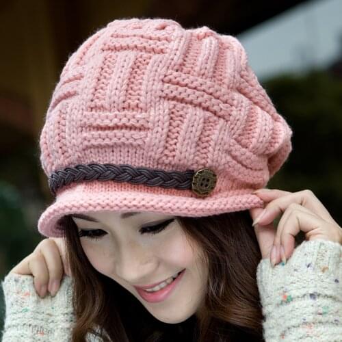 New Women Winter Hat Warm Beanies Fleece Inside Knitted Hats For Woman Wool Cap Autumn and Winter Ladies Fashion Button Hat