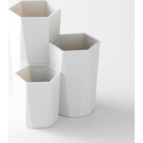 Plastic Desk Cosmetic Storage Box Lipstick Brushes Holder Organizer Makeup Tool