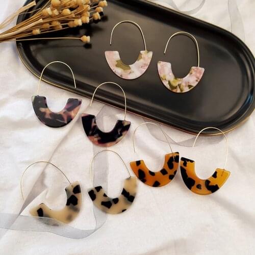 New Fashion Acrylic Resin Semicircle Hoop Earrings Personality Geometric Multicolor Leopard Pattern for Women