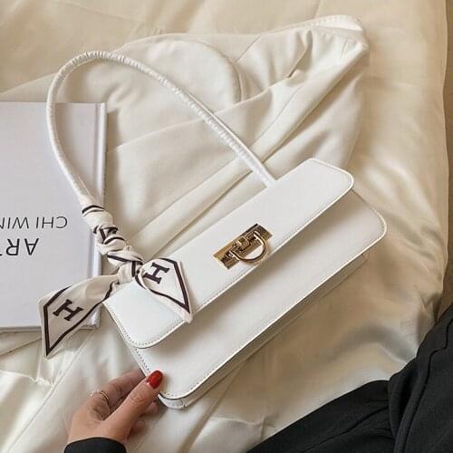 Fall/winter 2021 new bag ladies fashion shoulder bag underarm bag texture solid color Korean French patch handbag wallet