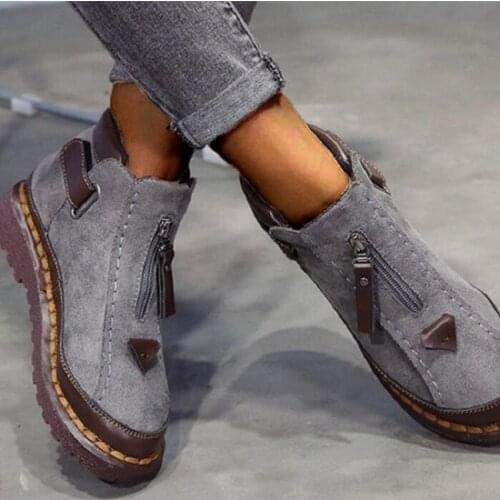 Short Boots Womens Large Size Autumn/Winter British-style 2021 West Boots Womens Plank Colored Flat Martin Boots