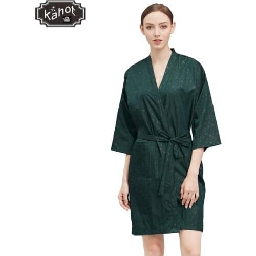 1pcs Salon Professional Hairdressing Kimono Hairdressing Beauty SPA Guest Robe Barber Shop Customer Star Print Gown Nightgown