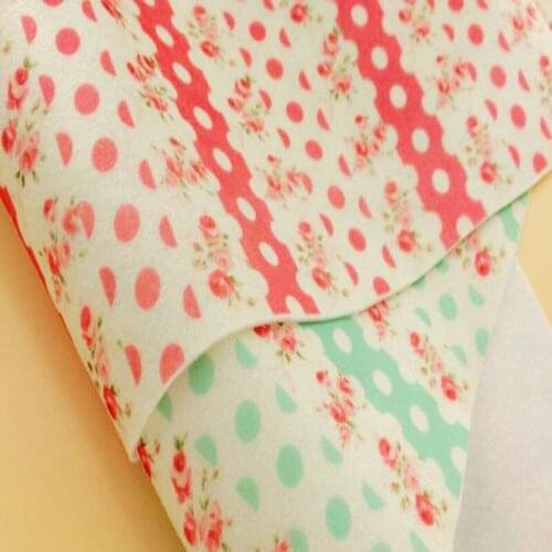 Soft 15x15cm Pink & Blue Folral Printed Nonwoven polyester felt, Fieltro feltro