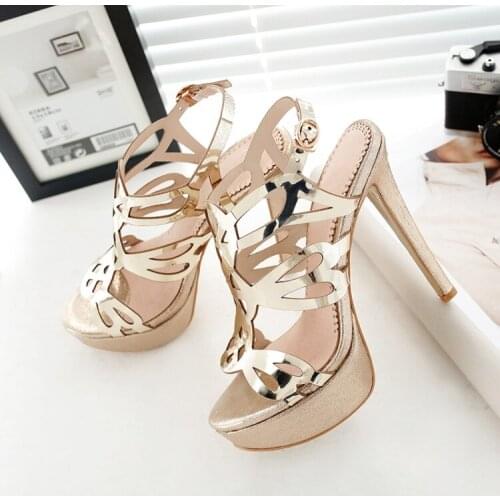Big Size 9 10 11 12 ladies summer platform sandals women shoes woman Waterproof table drilling hollow word buckle