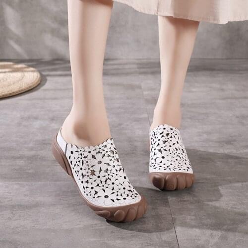 New Real Cowhide Sandals and Slippers Women Retro Five-toed Shoes Handmade Flowers Hollow Single Slippers Bag Headband Sandals