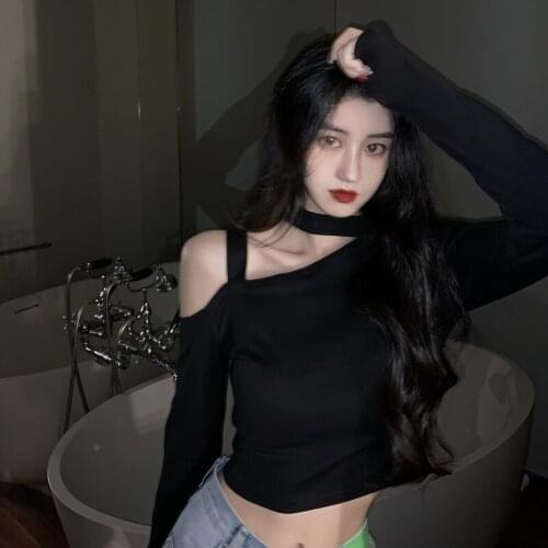 The new spring 2021 Design Feel Careful Machine Off-The-Shoulder Long Sleeve T-Shirt With Undershirt Fashion