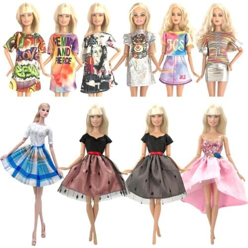 One Pcs Cool Dress Street Graffiti Skirt Beautiful Shirt Taste Casual Style Party Clothes For Barbie Doll Girl Accessories 002A