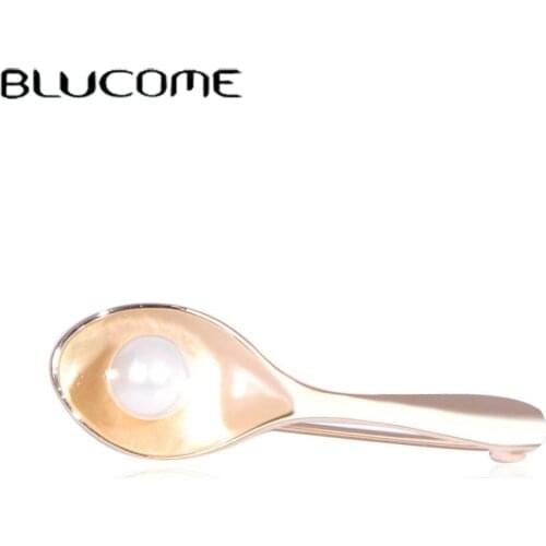Blucome Simulated Pearl with Spoon Shape Brooches Pins Gold Color Small Suit Collar Clip Needle Brooch Chef Tools Harajuku Badge