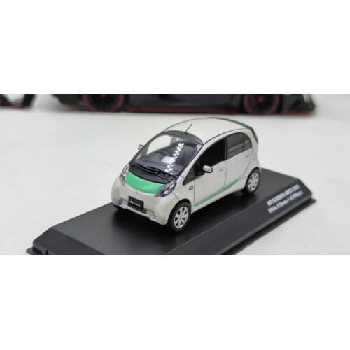 1:43 MITSU BISHI I-MIEV 2009 White X Green Alloy model car Metal toys for childen kids diecast gift