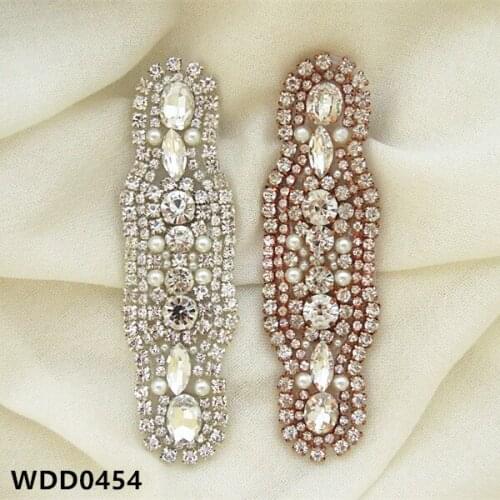 30 pieces) Wholesale hand beaded sewing iron on crystal rhinestone applique patch for dress or hair accessories WDD0454