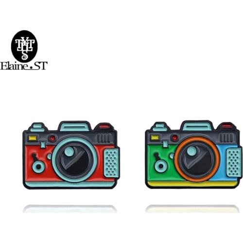 Fashion New Cartoon Camera Brooch Red & Green Enamel Two Styles Hat Clothes Shoulder Bag Pin Children Badge Reward Gifts