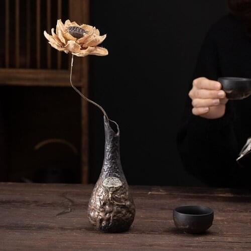 Japanese gold and iron glaze maker Coarse pottery retro mini flower arrangement Table ceramic ornaments Tea ceremony accessories