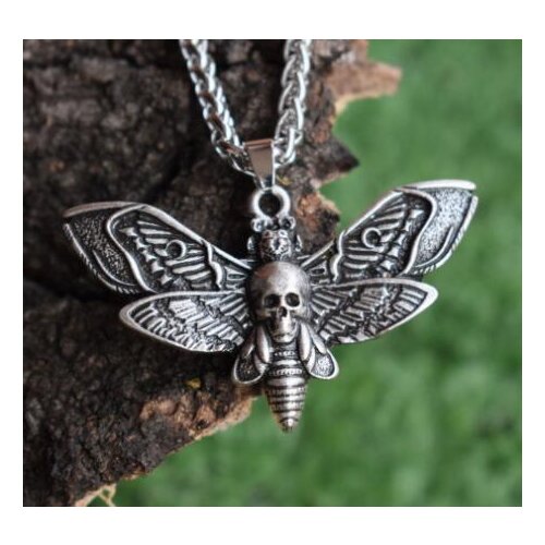 SanLan 5pcs moth necklace