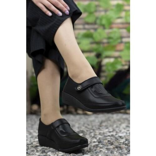 Womens black shoes fashion shoes spring the trend of womens new fashion casual daily use casual spring elegant new season