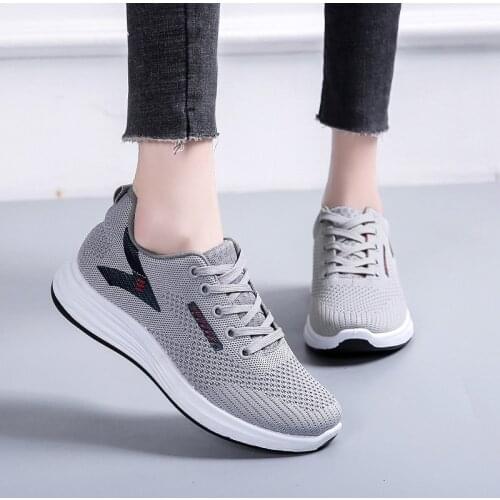 Women Casual Shoes Lightweight Sneakers Jogging Sport Shoes Fashion Breathable Mesh Comfort Running Shoes Air Cushion Lace Up