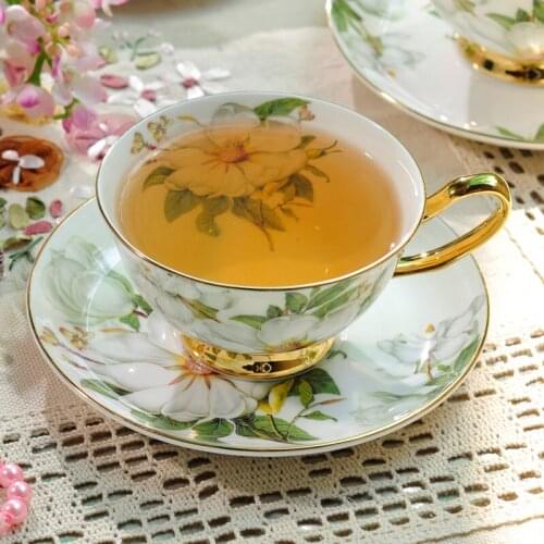 European Bone China Coffee Cups And Saucers 220ml Teaware Espresso Cup Latte Pastoral Mug Tea Sets Gift For Friends Women Mom