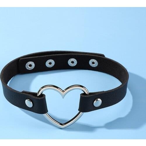 Top Quality Women Men Punk Leather Collar Necklace Goth Rivet Heart Choker Belt Necklace Jewelry Accessories Fashion Party Gift