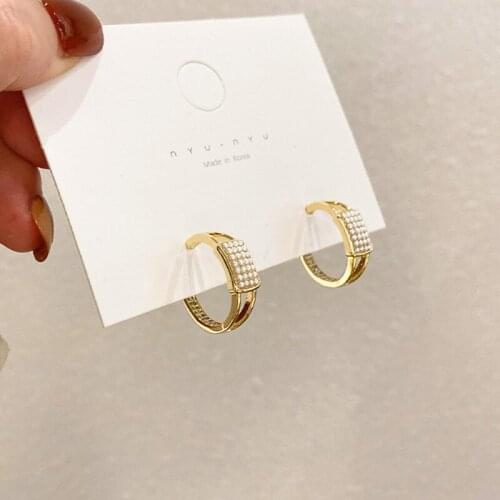 Temperament C Shape Simulated Pearl Hoop Earrings for Women Gold Color Metal Geometrical Earrings Party Wedding Jewelry New