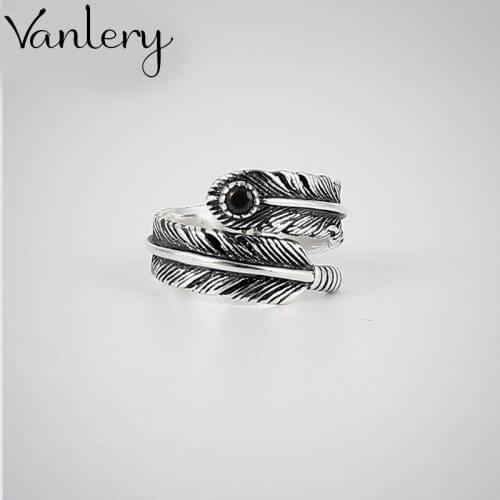Romantic Charming Open Black Feather Ring for Women Vintage Boho Party Rings Gothic Punk Jewelry Gifts for Girls