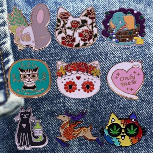 YUN JIE YAN Small Brooches For Clothes