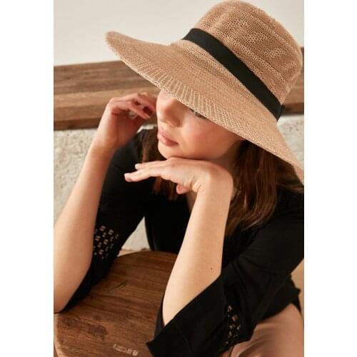 C & City Womens Sun Straw Hat T1740-02