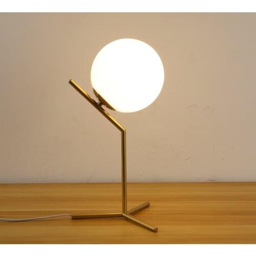Nordic Bedroom Bedside Desk Lampara Simple Creative Warm Modern Personality Stylish Dimming Ball Table Lamp Home Decoration