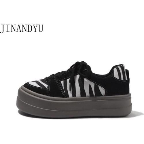 Ladies Canvas Platform Shoes Woman Flats Casual Femme Black White Chunky Sneakers Fashion Hot Sale Zapatilla Plataforma Mujer