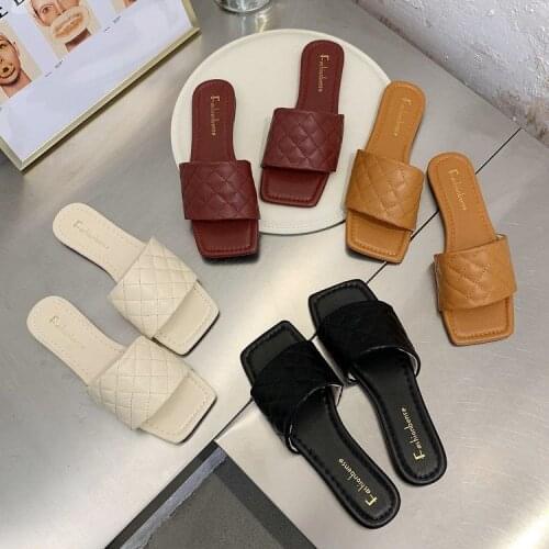 Women Slippers Women Flat Square Toe Slides Beach Flip Flops Fashion Embroidery Sandal Gingham Slipper