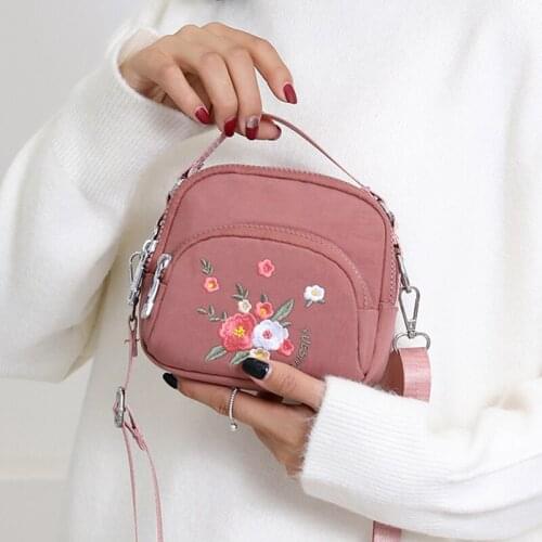 2020 Multicolor All-match Portable Fashion Lady Bag Shoulder Bag Embroidery Rose Flower Handbag Small Fresh Cute Crossbody Bags