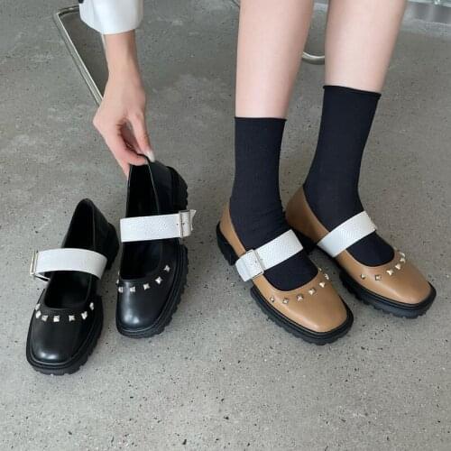 Autumn new Mary Jane British style retro ins small leather shoes womens soft leather square head rivet single shoes loafers