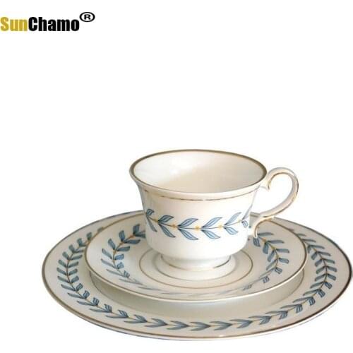 Cute Porcelain Coffee Cup Set with Handle Saucer Gold Tea Cups Vintage Textured Ceramic Tasse Porcelaine Home Container LL50CC