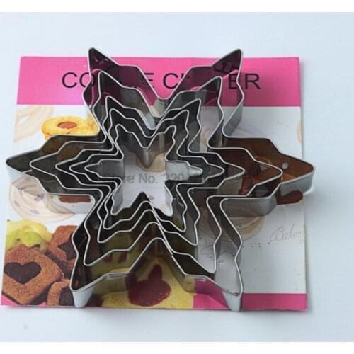 DHL 500pcs 5Pcs/Set Christmas Snowflake Stainless Steel Cookie Cutters Cake Biscuit Moulds Fondant Mold Kitchen Baking Tools