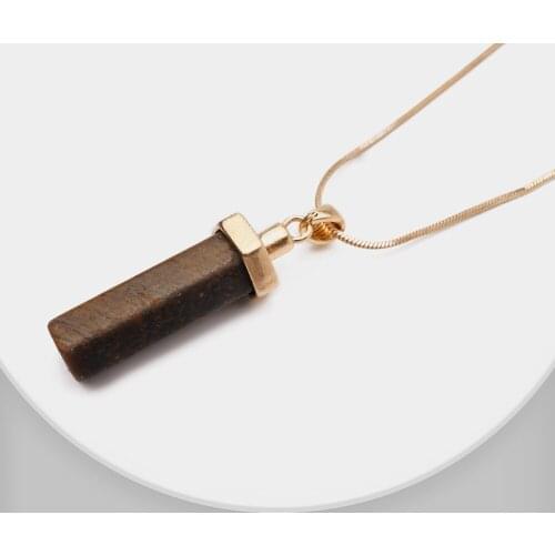 Amorita boutique Classic blue pendant necklace