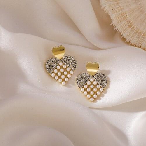 Gold Color Fashion Crystal And Pearls Heart Stud Earrings for Women Girls Cute Korean Jewelry Pendientes Sweet Gift MS152