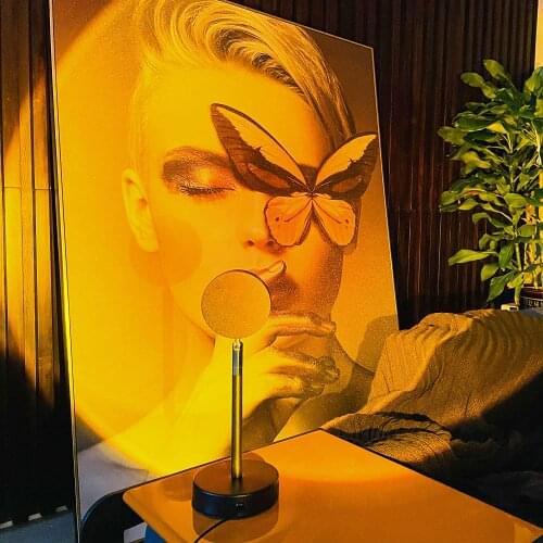 Sunset Lamp Projection Led Light,180 Degree Rotation Sunset Projection Lamp, Night Light Projector Led Lamp, Romantic Projector