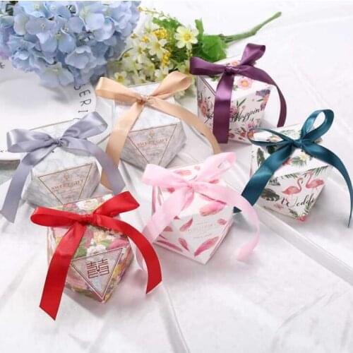 Newest Diamond Paper Candy Boxes Creative Wedding Favors For Guest Wedding Party Gift Boxes With Ribbon LX1155