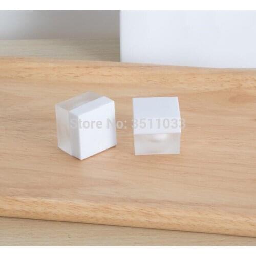 20pcs Small 5g Frosting Square Cream Jar Cosmetic Container Case Frosting Plastic Bottle Display Container Eye shadow Container