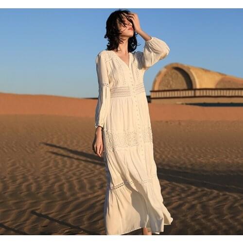 2020 fairy retro V-neck dress womens summer waist slimming French bellflower dress temperament vacation beach dress